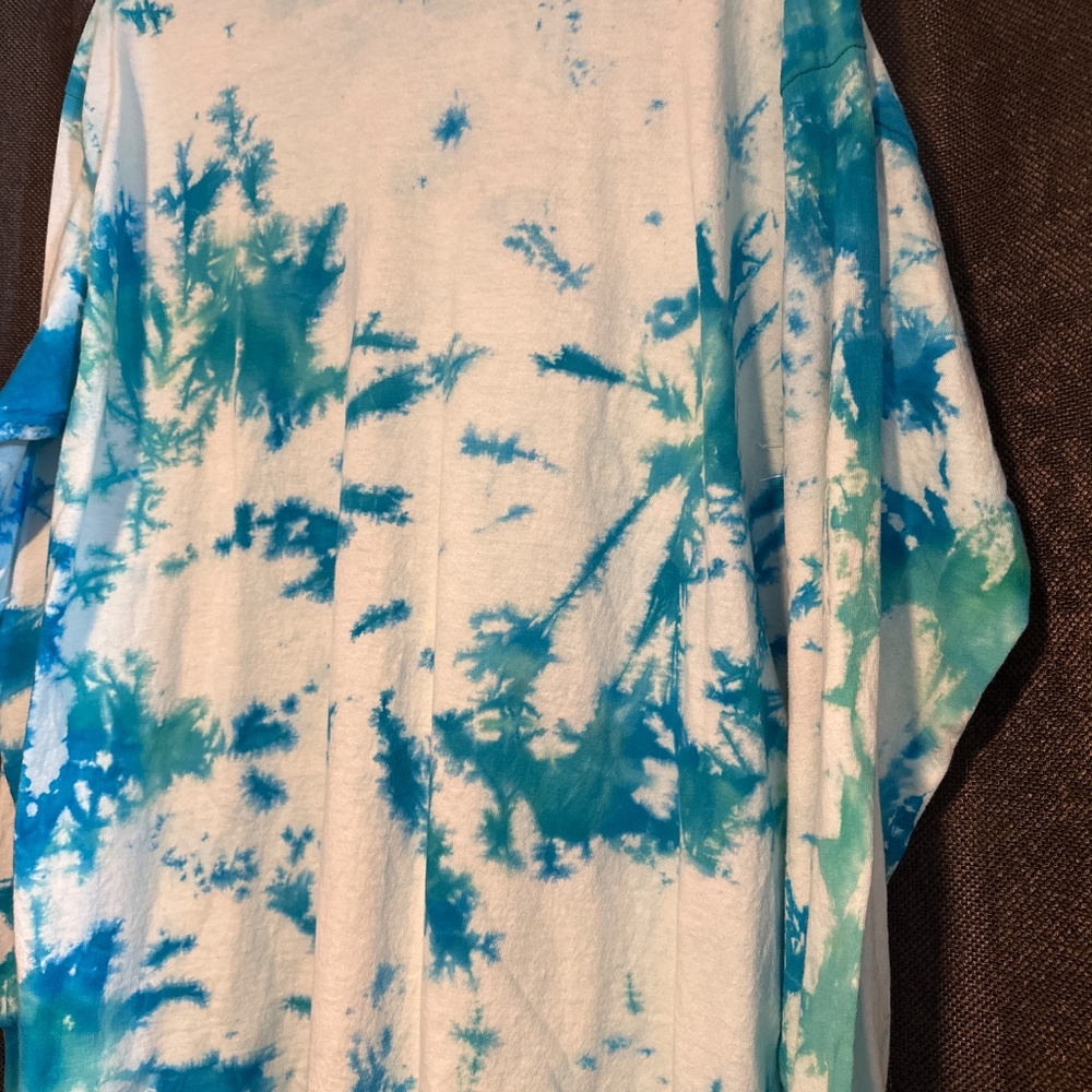XL Long Sleeve Tie Dye Tee - Picture 3 of 6